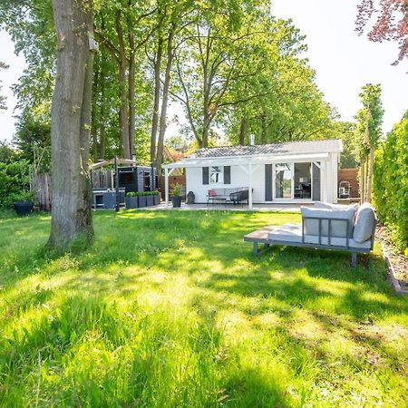 86, Bed & Outdoor Wellness - Sauna, Hottub, Icebath & Outdoor Shower Included! Oisterwijk Bagian luar foto
